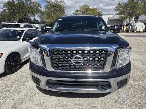 2018 Nissan Titan SV