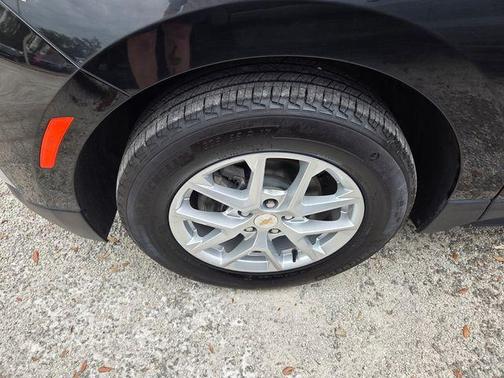Mosaic Black Metallic 2024 Chevrolet Equinox LT