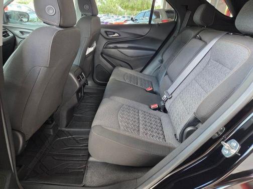 Mosaic Black Metallic 2024 Chevrolet Equinox LT