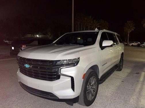2021 Chevrolet Suburban LT
