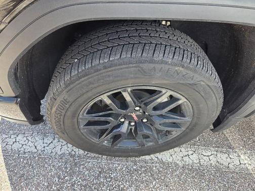 Onyx Black 2024 GMC Sierra 1500 Elevation