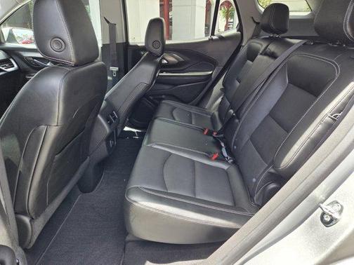 Quicksilver Metallic 2022 GMC Terrain SLT