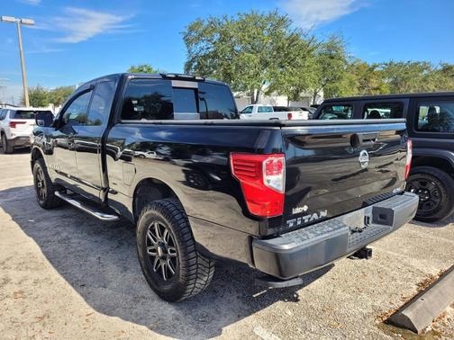 2017 Nissan Titan S