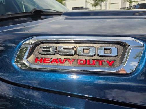Patriot Blue Pearlcoat 2023 RAM 3500 Limited