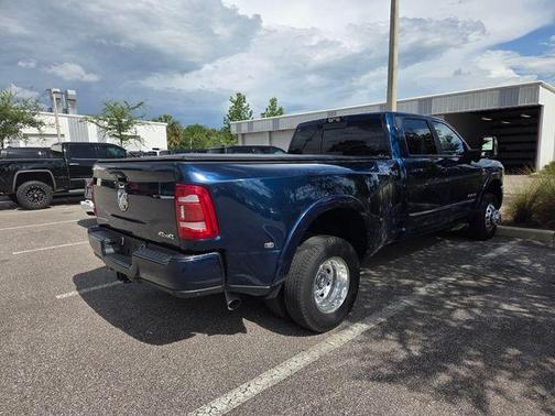 Patriot Blue Pearlcoat 2023 RAM 3500 Limited