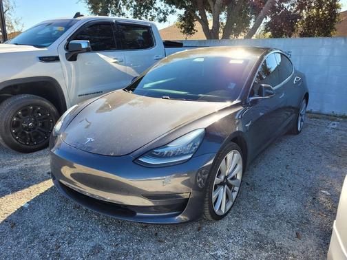 2019 Tesla Model 3 Performance