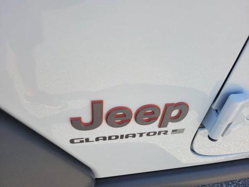 2025 Jeep Gladiator Mojave