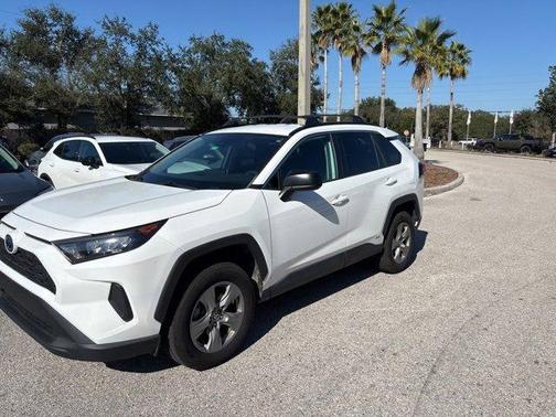 2022 Toyota RAV4 Hybrid LE