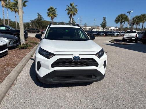 2022 Toyota RAV4 Hybrid LE