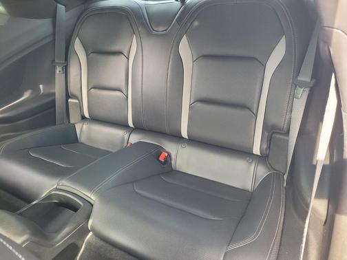 2019 Chevrolet Camaro 2LT