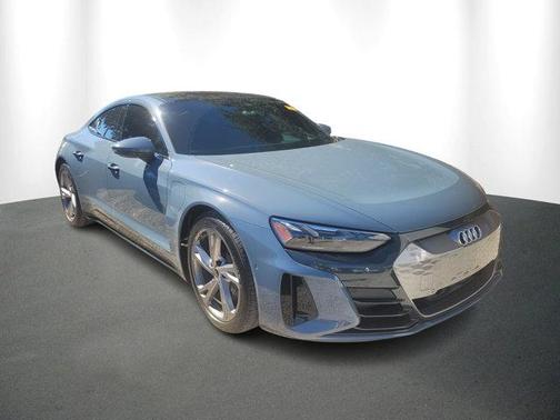 2022 Audi e-tron GT Prestige