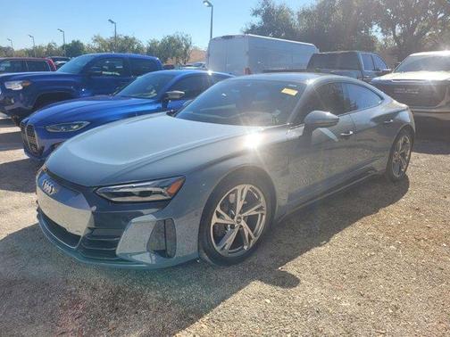 2022 Audi e-tron GT Prestige