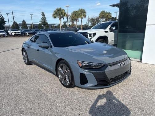 2022 Audi e-tron GT Prestige