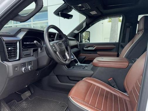 2025 GMC Sierra 2500 Denali Ultimate