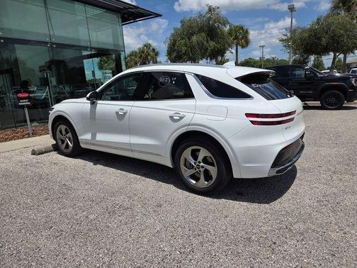 Alta White 2026 Genesis GV70 2.5T