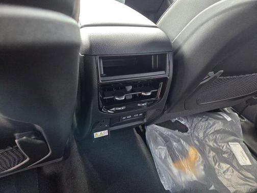 Bright White Clearcoat 2026 Jeep Grand Cherokee Laredo