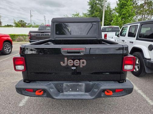 Black Clearcoat 2023 Jeep Gladiator Mojave