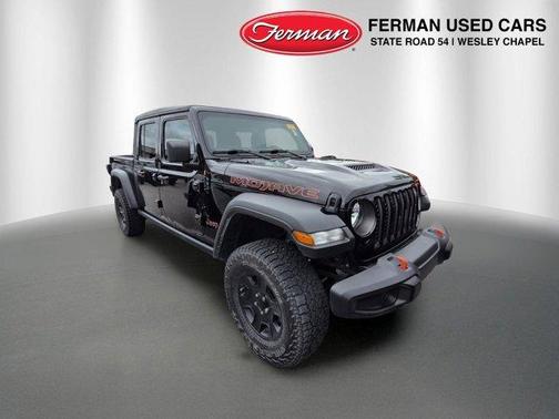 Black Clearcoat 2023 Jeep Gladiator Mojave