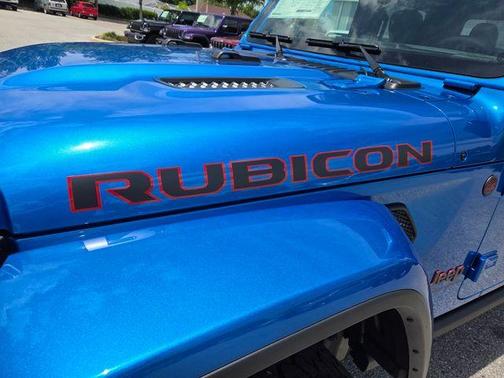 Hydro Blue Pearlcoat 2026 Jeep Gladiator Rubicon