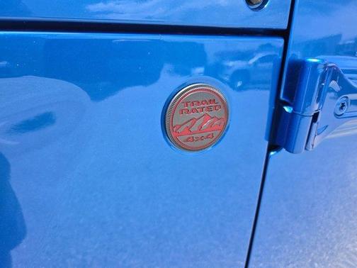 Hydro Blue Pearlcoat 2026 Jeep Gladiator Rubicon