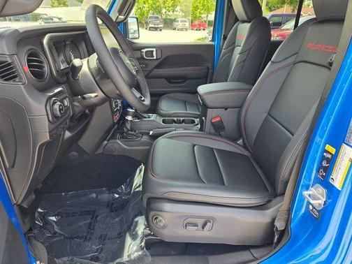 Hydro Blue Pearlcoat 2026 Jeep Gladiator Rubicon