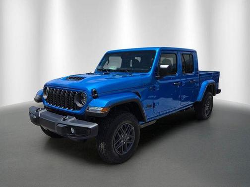 Hydro Blue Pearlcoat 2026 Jeep Gladiator Sport