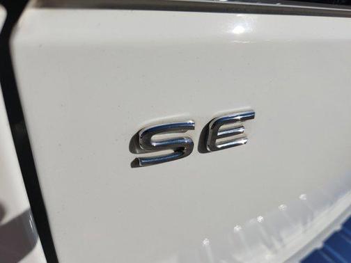 2022 Volkswagen Atlas 2.0T SE w/Technology