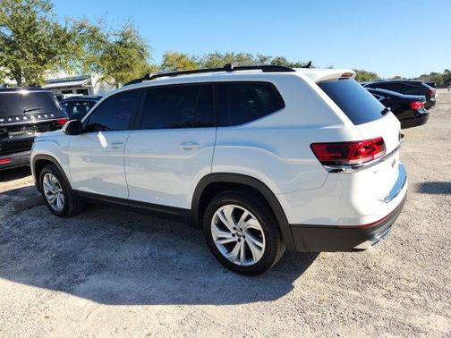 2022 Volkswagen Atlas 2.0T SE w/Technology