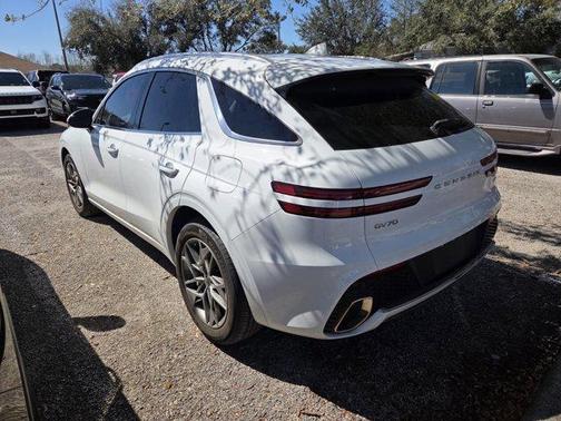 2025 Genesis GV70 2.5T