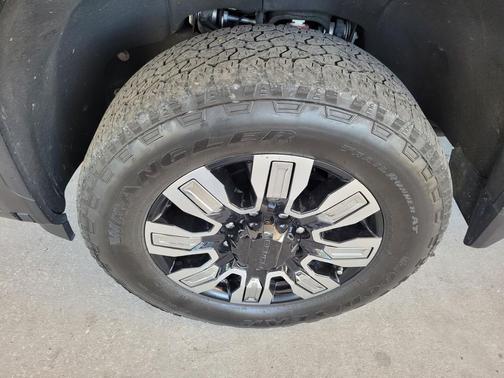 2024 GMC Sierra 2500 Denali