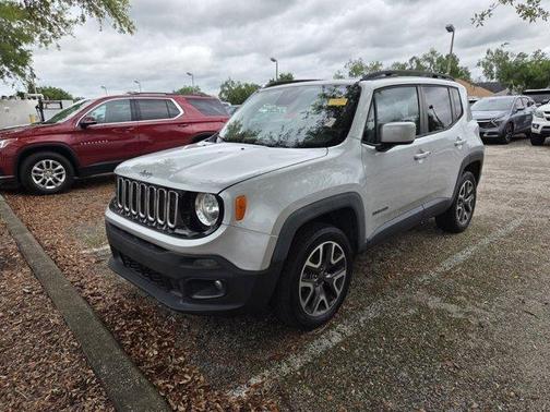 Glacier Metallic 2016 Jeep Renegade Latitude