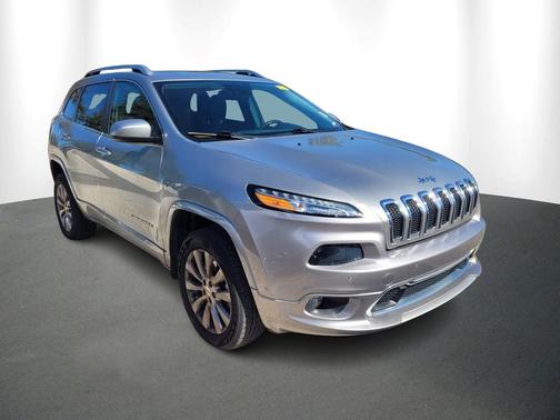 2016 Jeep Cherokee Overland