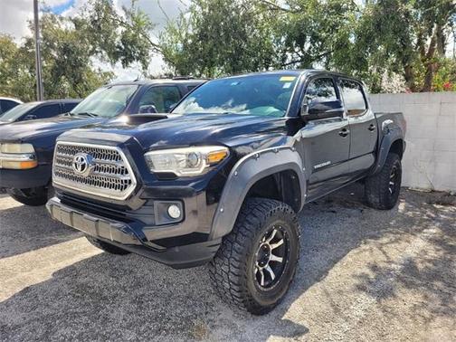 2017 Toyota Tacoma TRD Sport