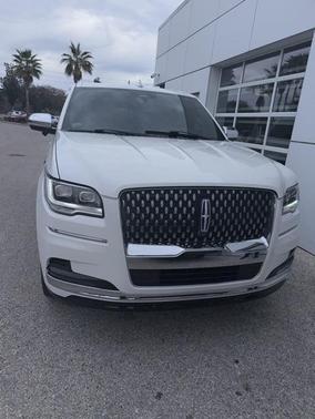 2022 Lincoln Navigator L Black Label