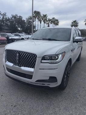 2022 Lincoln Navigator L Black Label