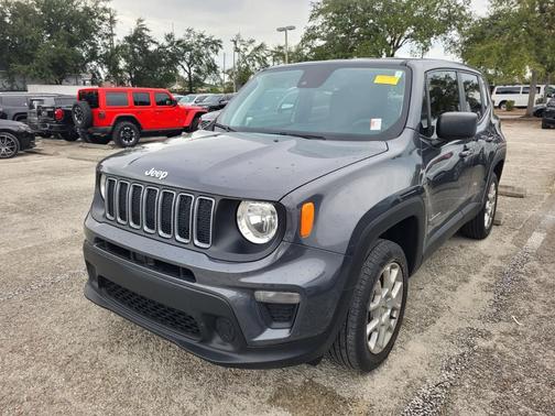 2023 Jeep Renegade Latitude