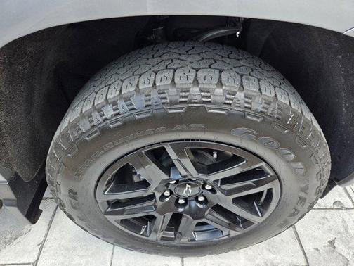 Sterling Gray Metallic 2024 Chevrolet Silverado 1500 Custom