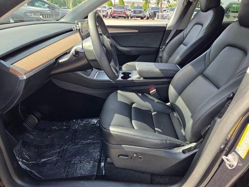 Gray 2024 Tesla Model Y Long Range