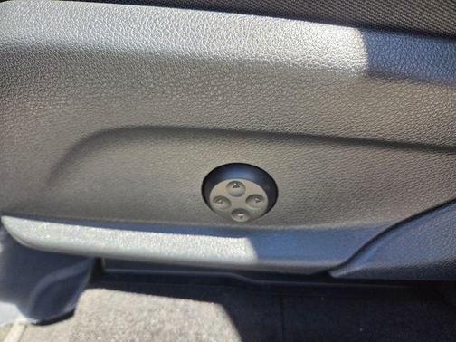 2022 Mercedes-Benz GLC 300 Base