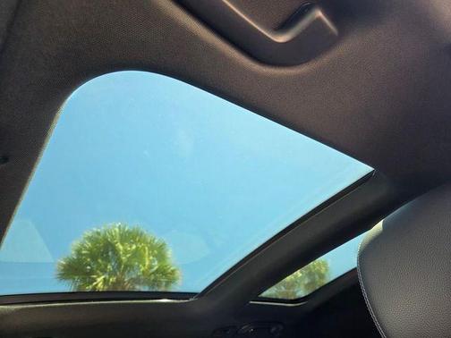 2022 Mercedes-Benz GLC 300 Base