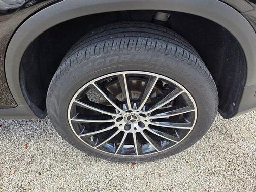 2022 Mercedes-Benz GLC 300 Base