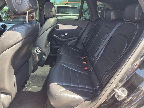 2022 Mercedes-Benz GLC 300 Base