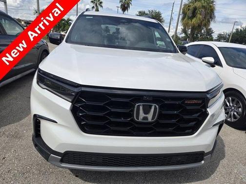 2023 Honda Pilot TrailSport