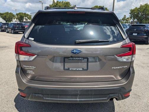 2022 Subaru Forester Premium