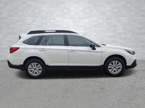 2019 Subaru Outback 2.5i