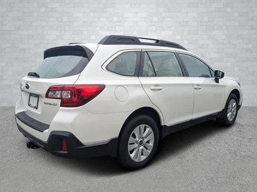 2019 Subaru Outback 2.5i