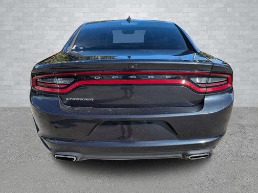 2017 Dodge Charger SXT