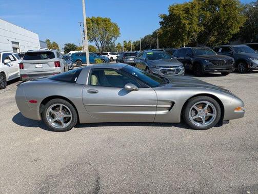 2000 Chevrolet Corvette Base