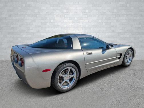 2000 Chevrolet Corvette 