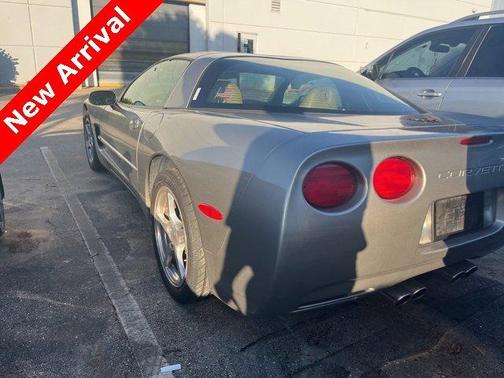 2000 Chevrolet Corvette Base